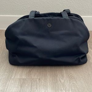Lululemon black duffle